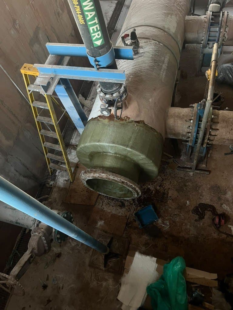 Reparación de cabezal en tubería GRP — SAARA Campo Rubiales